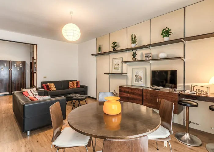 Zeus House Апартаменты